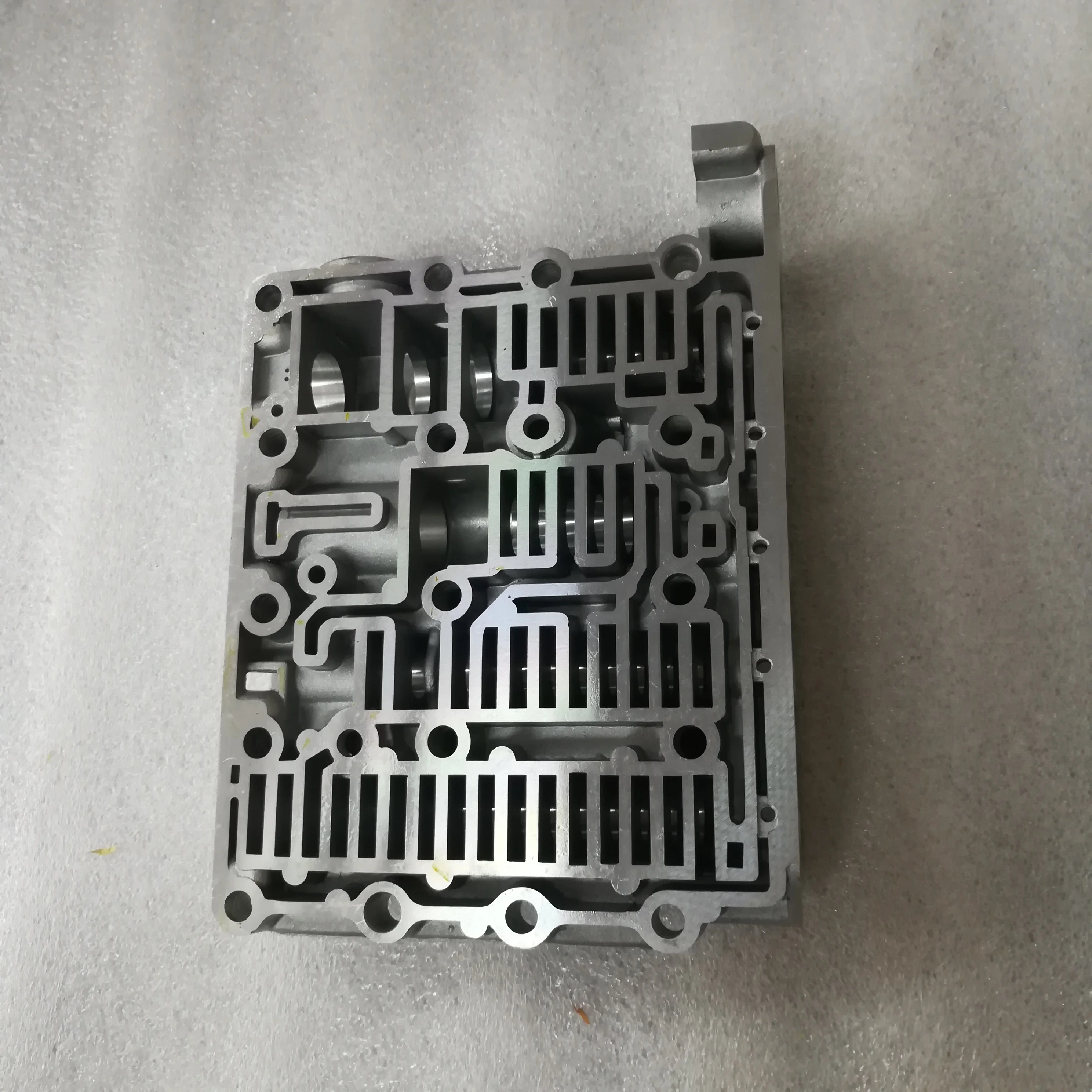 4WG200 6WG200 Transmission Spare Parts Control Valve Block 4644306560