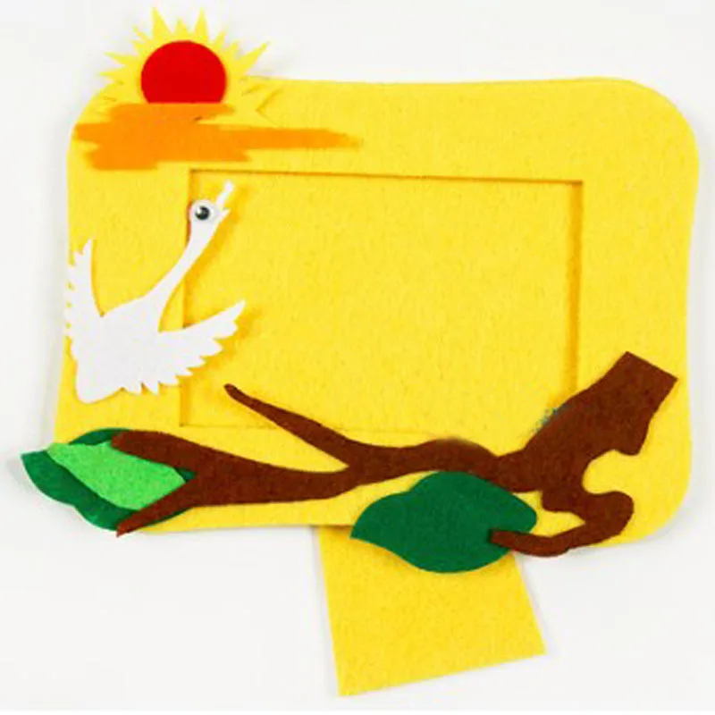 Irregular Shape Shadow Box for Jersey Natural Wood Frame Felt Photo Frames with Decoration