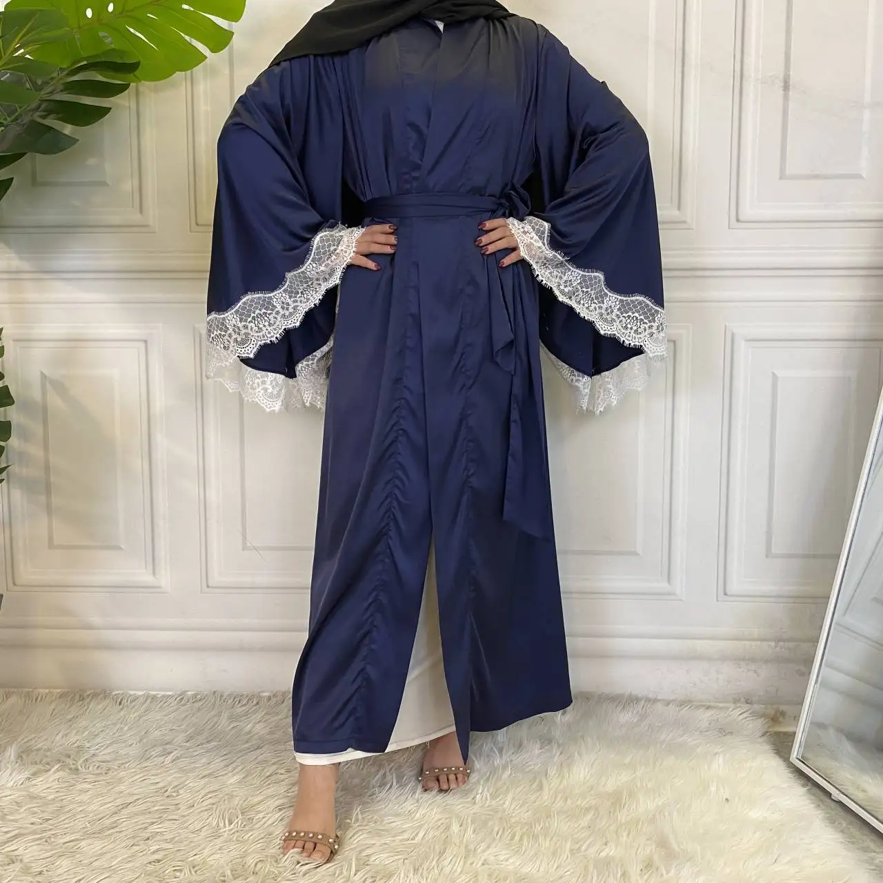 1872 # 新风格绸缎长袍伊斯兰和服用蕾丝大喇叭袖妇女伊斯兰服装