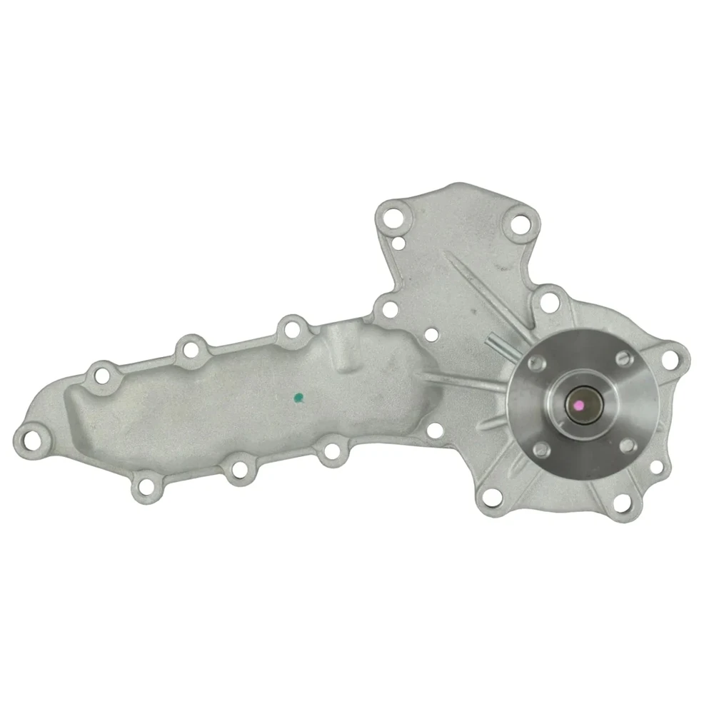 IZUMI 1E017-73032 Water Pump for Kubota V2203 Diesel Engine Parts