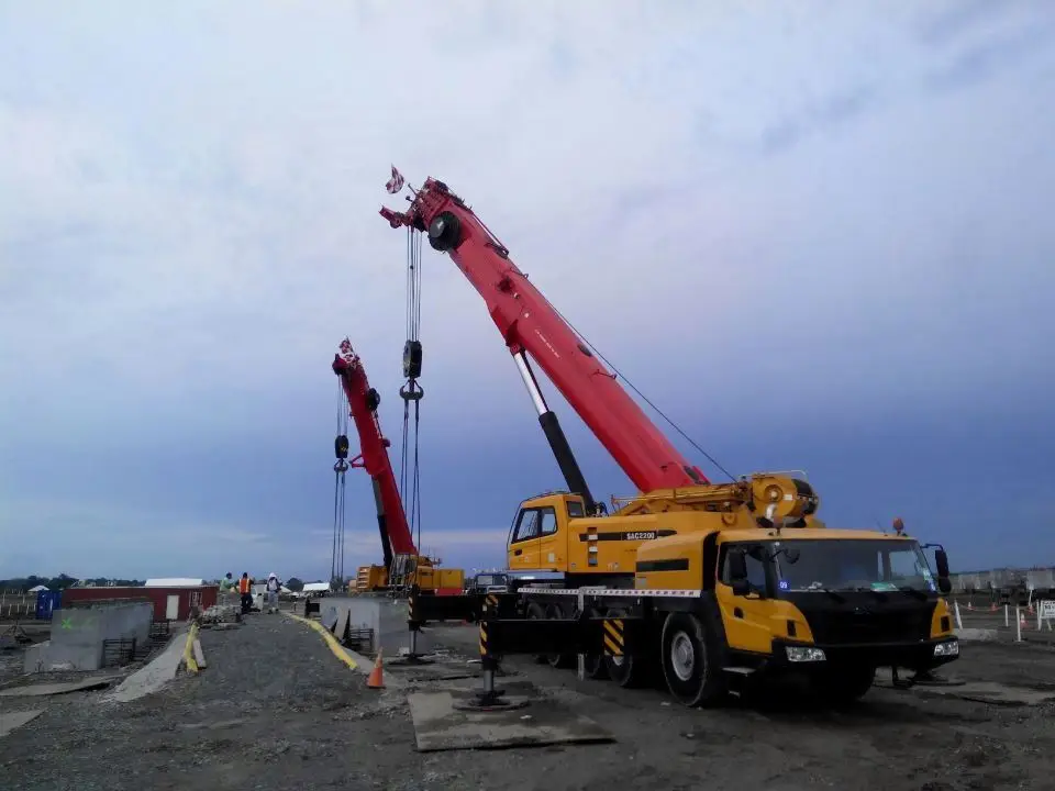 Self Contained Crane Mobile All Terrain Crane SAC2500 250T New Truck Crane