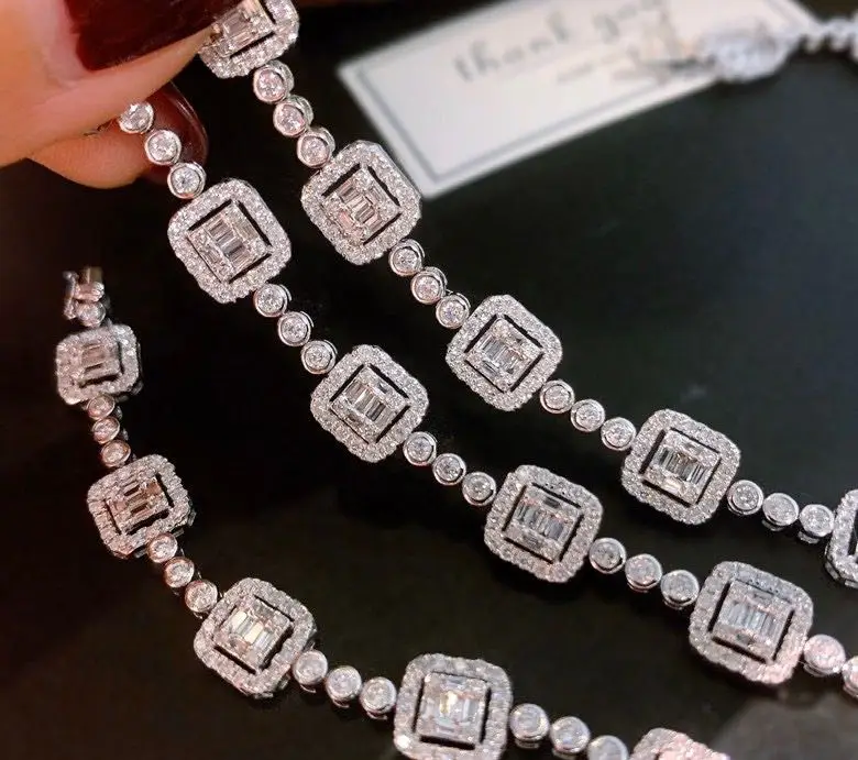 Elegant Exquisite  Natural Baguette Diamond 18K Gold Bracelet Square Shape Link Bracelet For Women