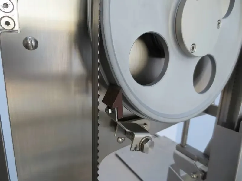 Professional electric frozen meat bone saw machine for large-scale meat processing