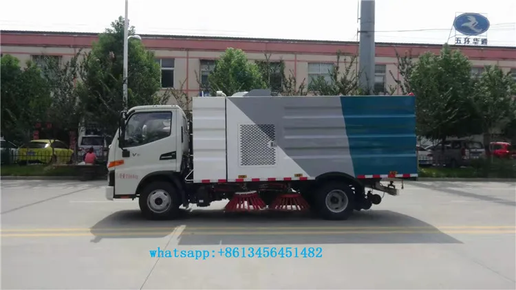 road sweeper truck (5).jpg