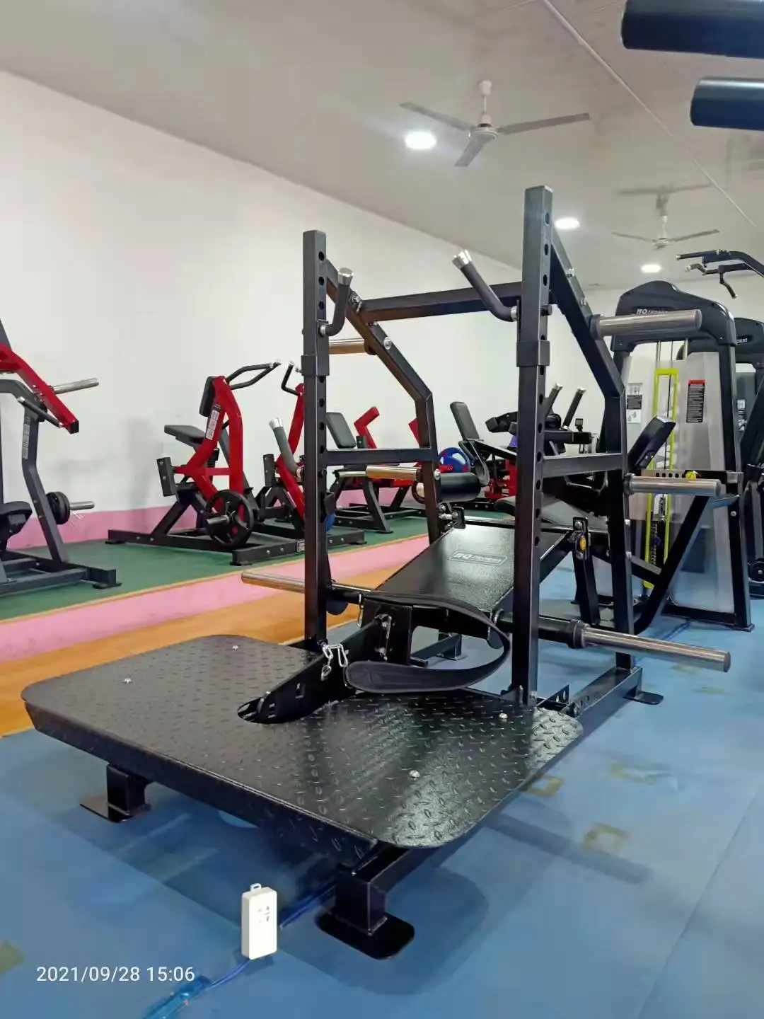 Тренажер для тренажерного зала по заводской цене