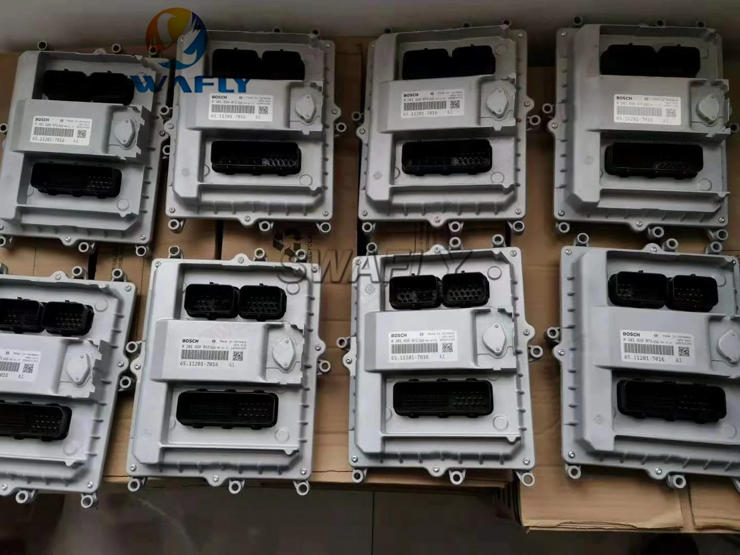 専用　(o^^o)となります LTE】0 281 020 084 65.11201-7017 0281020084 エンジンECU Doosan