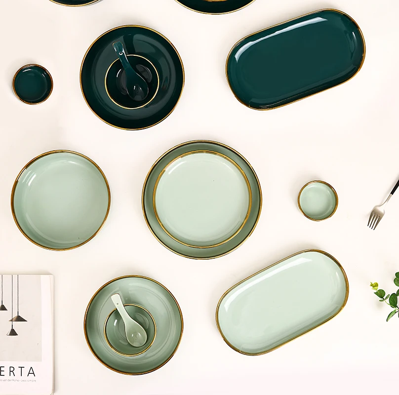 Luxury Ceramic Dinnerware Set 12 Pieces Dinner Sets Porcelain Tableware Dinner Plate and Bowl With Gold Rim factory