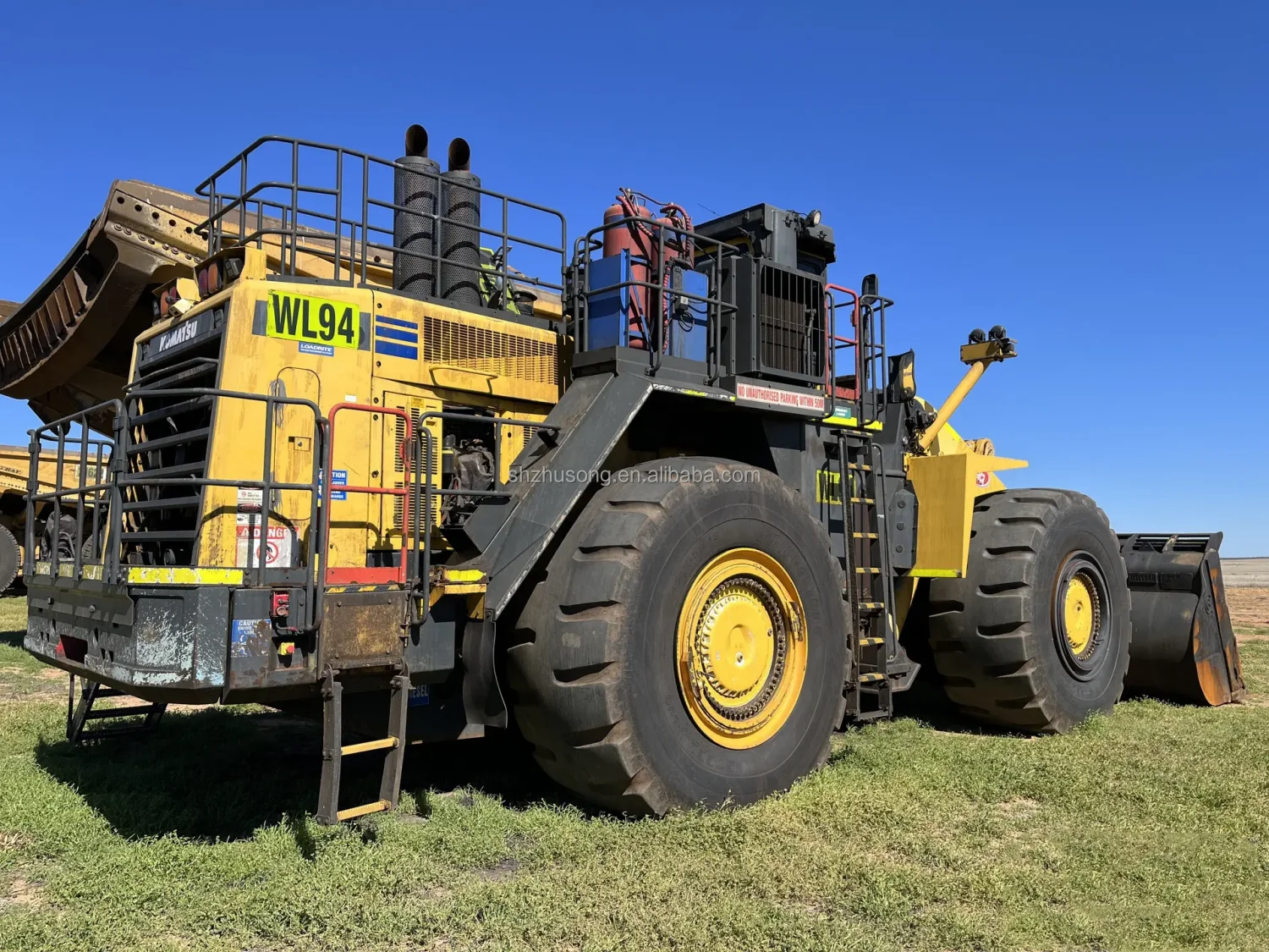 Komatsu WA900-3 avance ホイールローダー Komatsu WA900-3 MINING