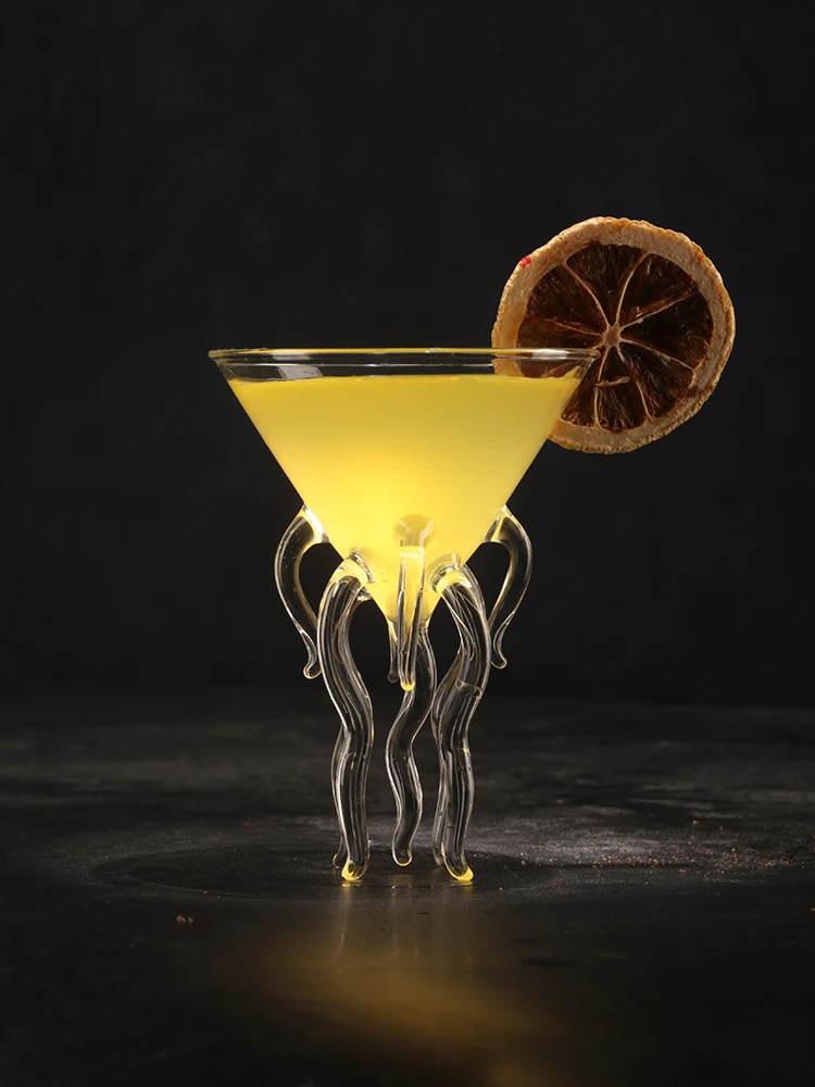 Wholesale Customize Octopus Stem Cocktail Glasses Vampire Wine Glasses Creative Martini Wine Glass Juice Cup