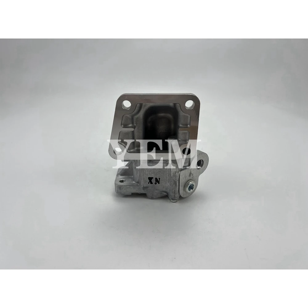 High Quality D1803 Water Flange 1G790-72704 Fit for Kubota D1803 Engine.