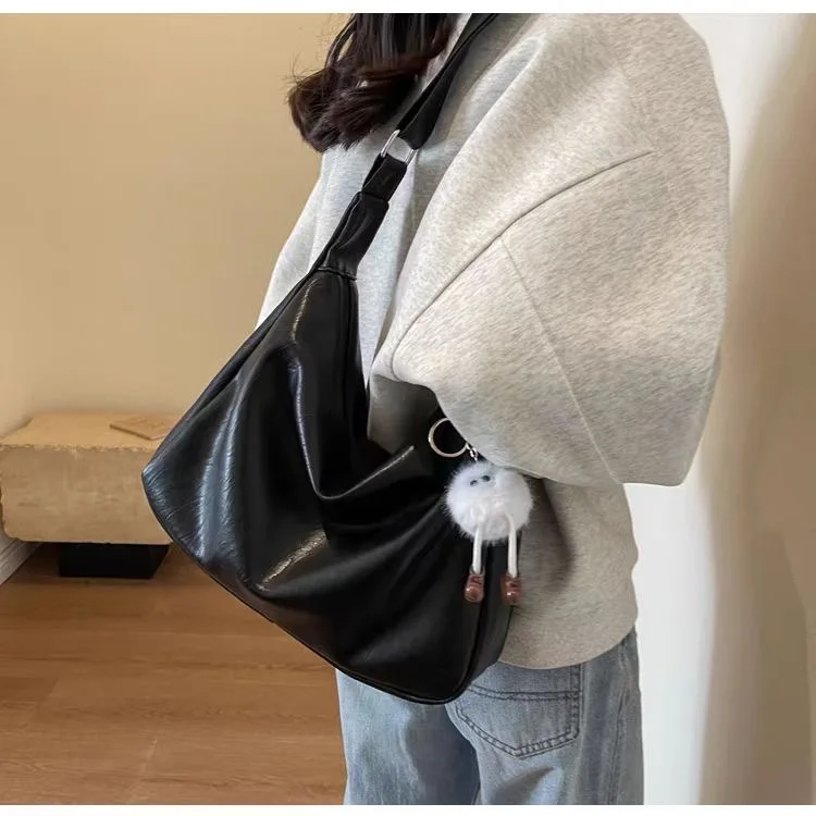 Simple Large Capacity Stylish Versatile Suitable for Casual Commuting Women's Bags Korean Niche Design Luxury Ladies CrossBody
