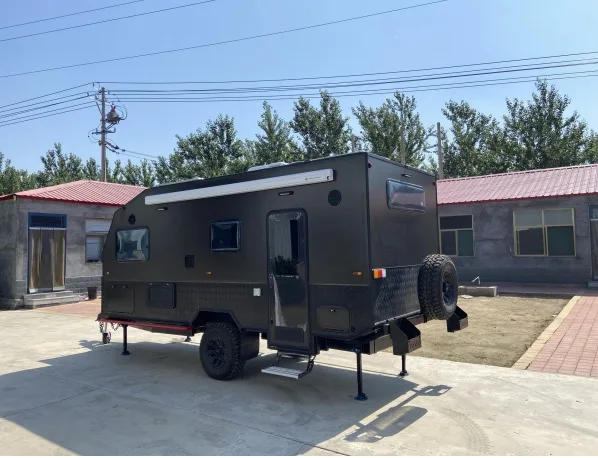 2023 New Style Customized Mobile Travel Trailers Outdoors Caravan House RV Campers with Modern Equipment