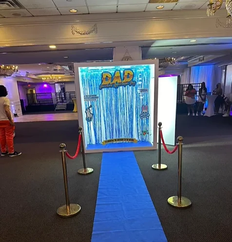 DAD Hall View Showcase