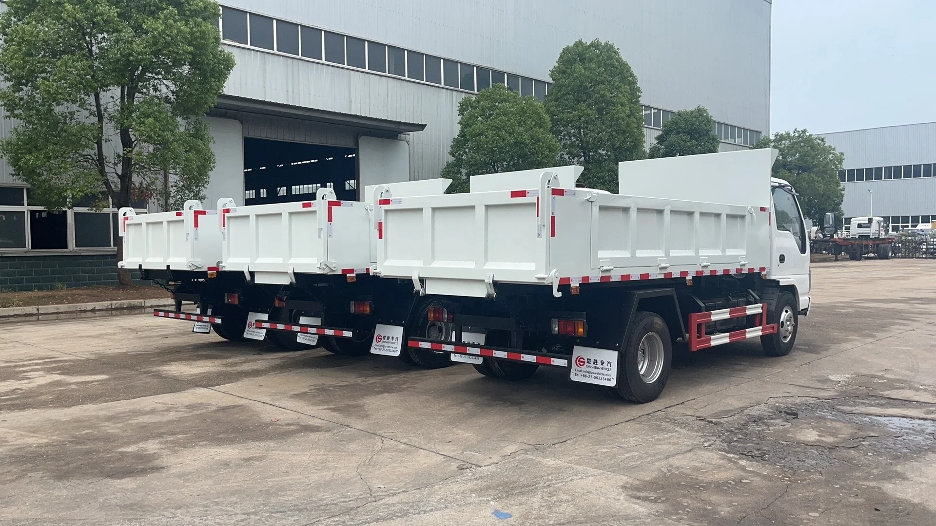 Japanese Brand 4x2  3 Tons Light Duty Mini Dump Truck 3 Tons Small Tipping Dump Truck for Sale