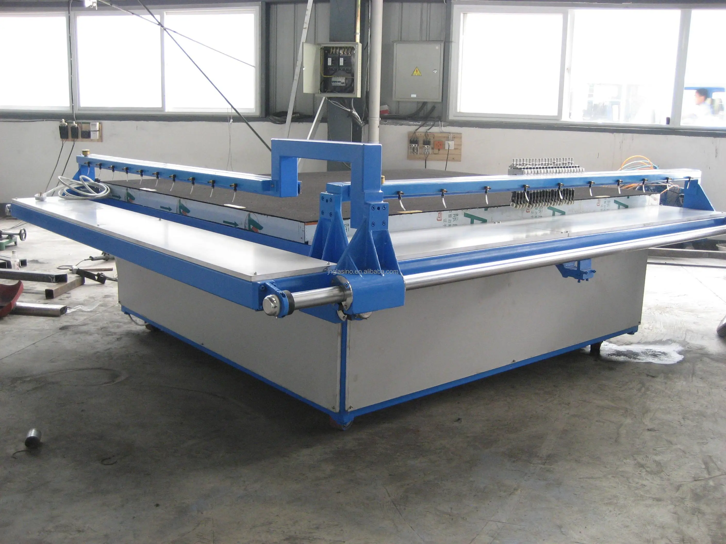 2026 Manual Glass Cutting Table Precision Glass Cutter Table Glass ...