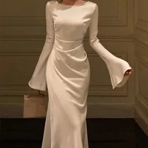 Elegant Luxury Maxi Dress Long Sleeve Slim Fit Casual Muslim Style with Pleated Hemline Solid Color and Natural Waistline