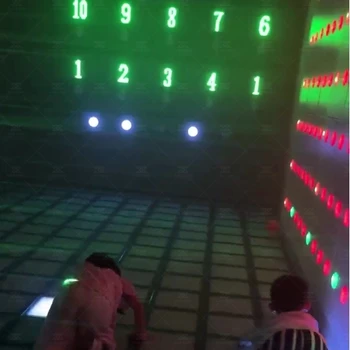 Multiplayer Laser Maze Room Escape Equipment Competitive Games for Entertainment Amusement Park