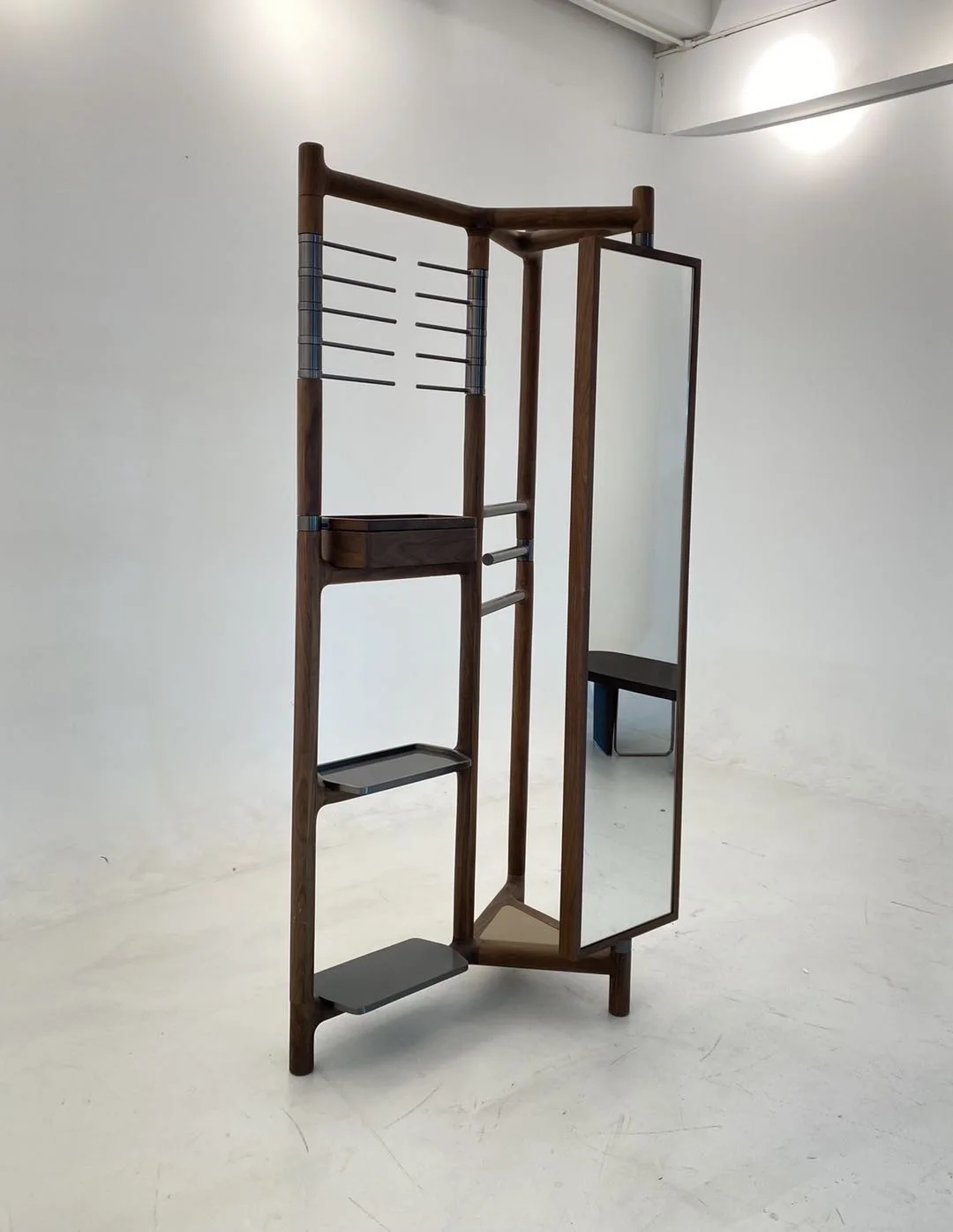 Роскошное легкое зеркало в спальню от пола до потолка встроенный слой седла Кожаная подставка для пальто и шляп из