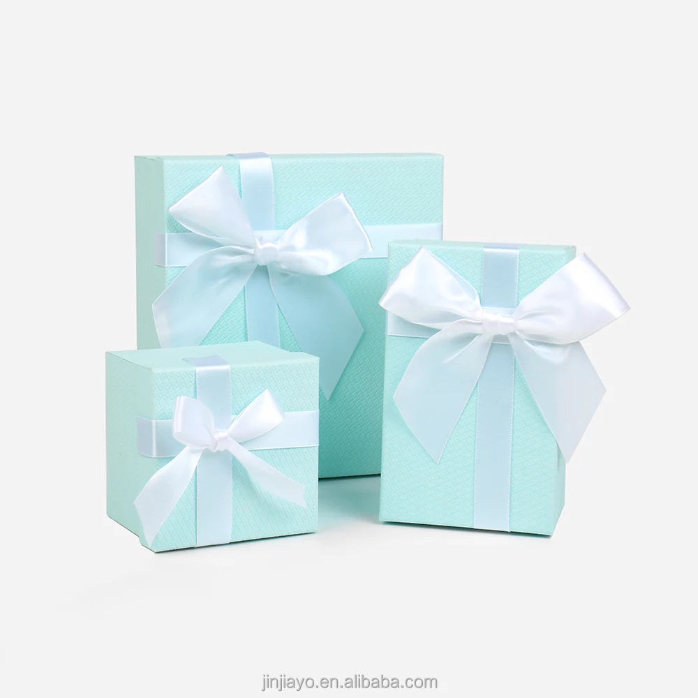 Luxe tactiele verpakkingdozen voor ondergoed met sponsvoering, gecoat papier, goudfolie, hotstamping en reliëf, verdwijnend ontwerp, op maat gemaakte afmetingen