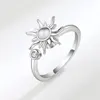 White gold color (white)