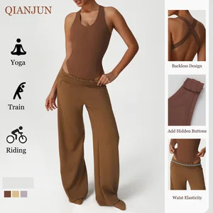 Wholesale Plus Size Yoga Sets Sexy Seamless Sleeveless V-Neck Bodysuit Loose Yoga Pants Sports Casual Workout Clothes Gym Sets