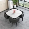 Silla cuadrada con patrón de imitación de piedra + cuero negro.
