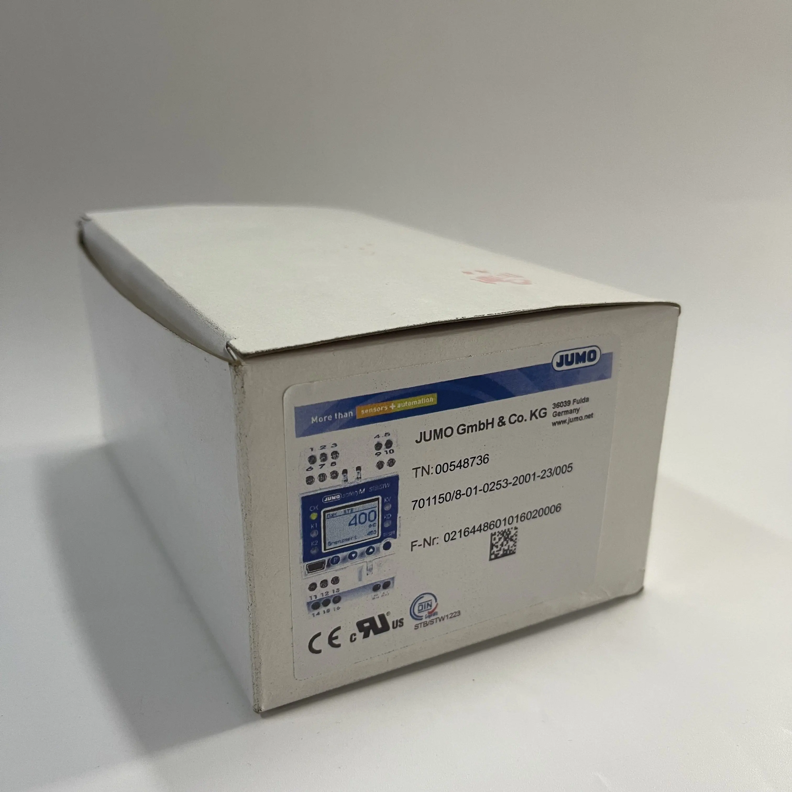 JUMO Temperature Controller 701150/8-01-0253-2001-23/005