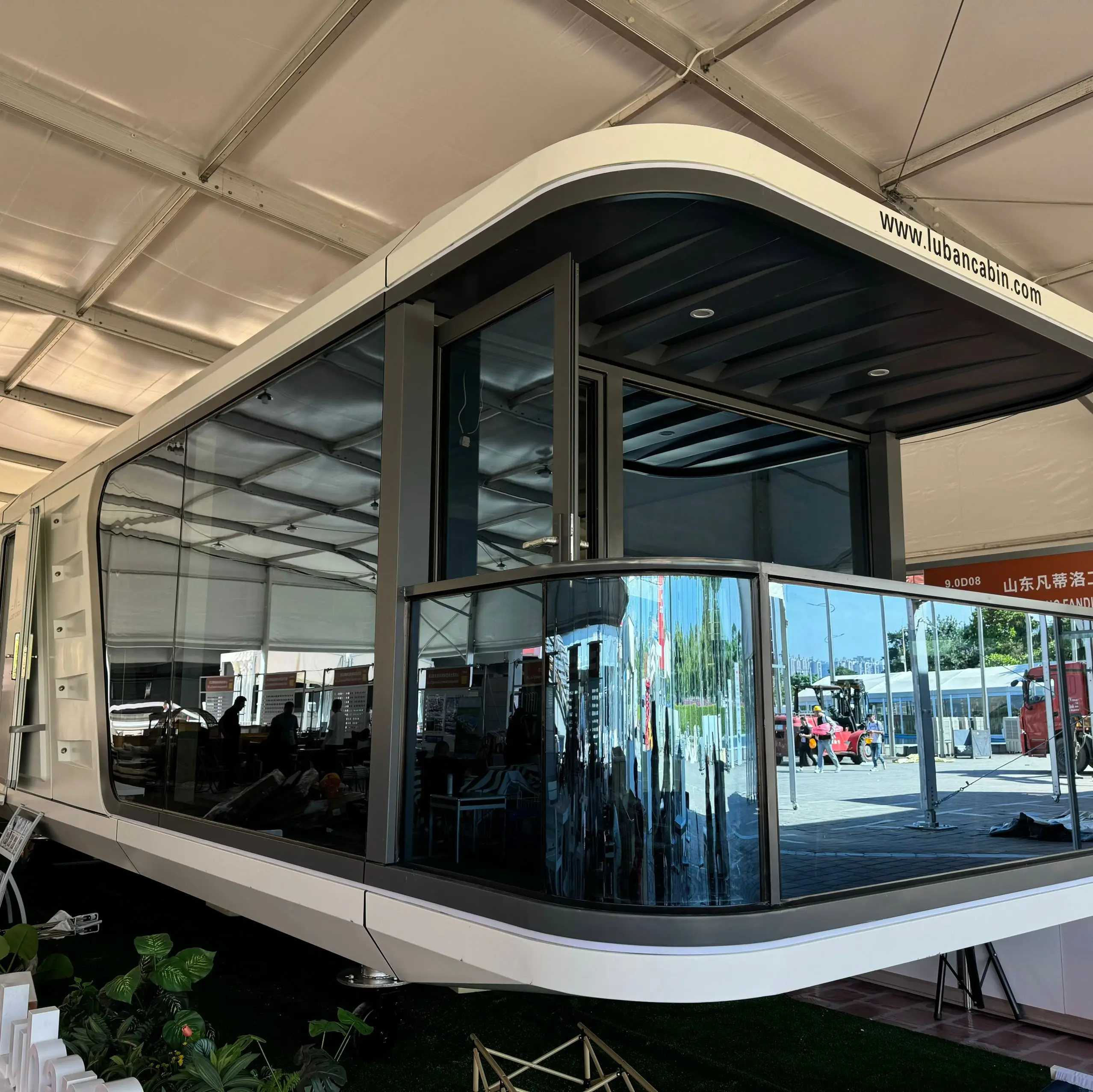 Luxury Modular Prefab House Container Cabin With Tiny Concrete House Manufactured in China by Luxury Prefab House Producer