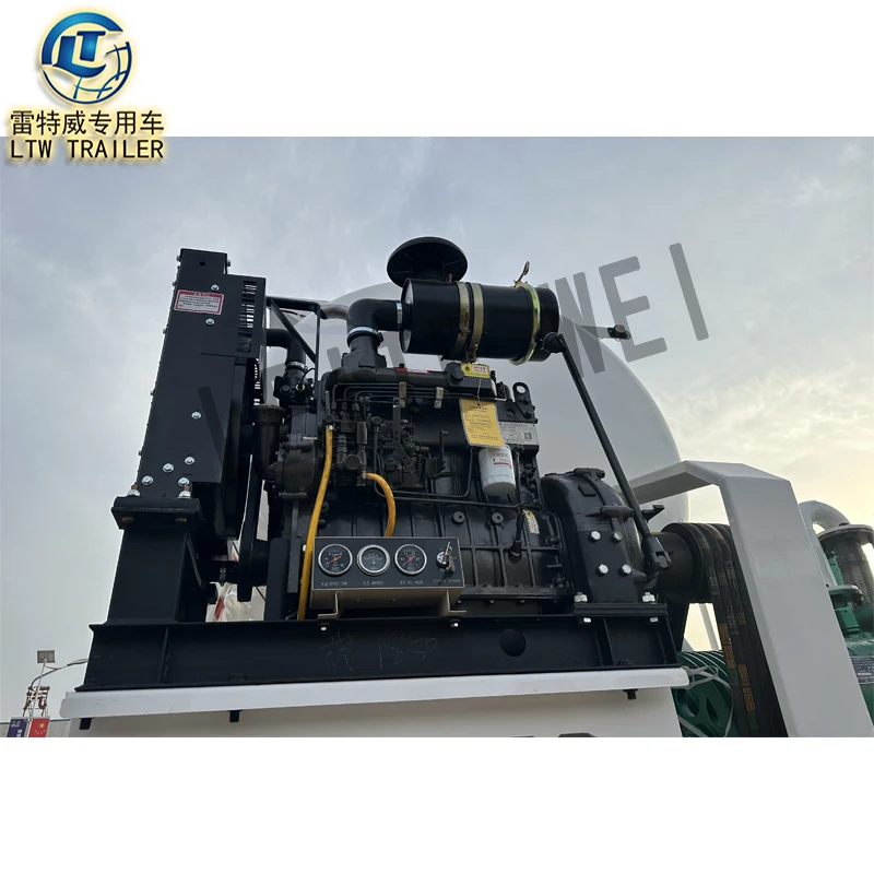 3 Alxes Diesel Engine Compresor 30/40/50 Ton Concrete Mixer Tanker 30/45/50 Cbm Bulk Cement Tank Semi Trailer