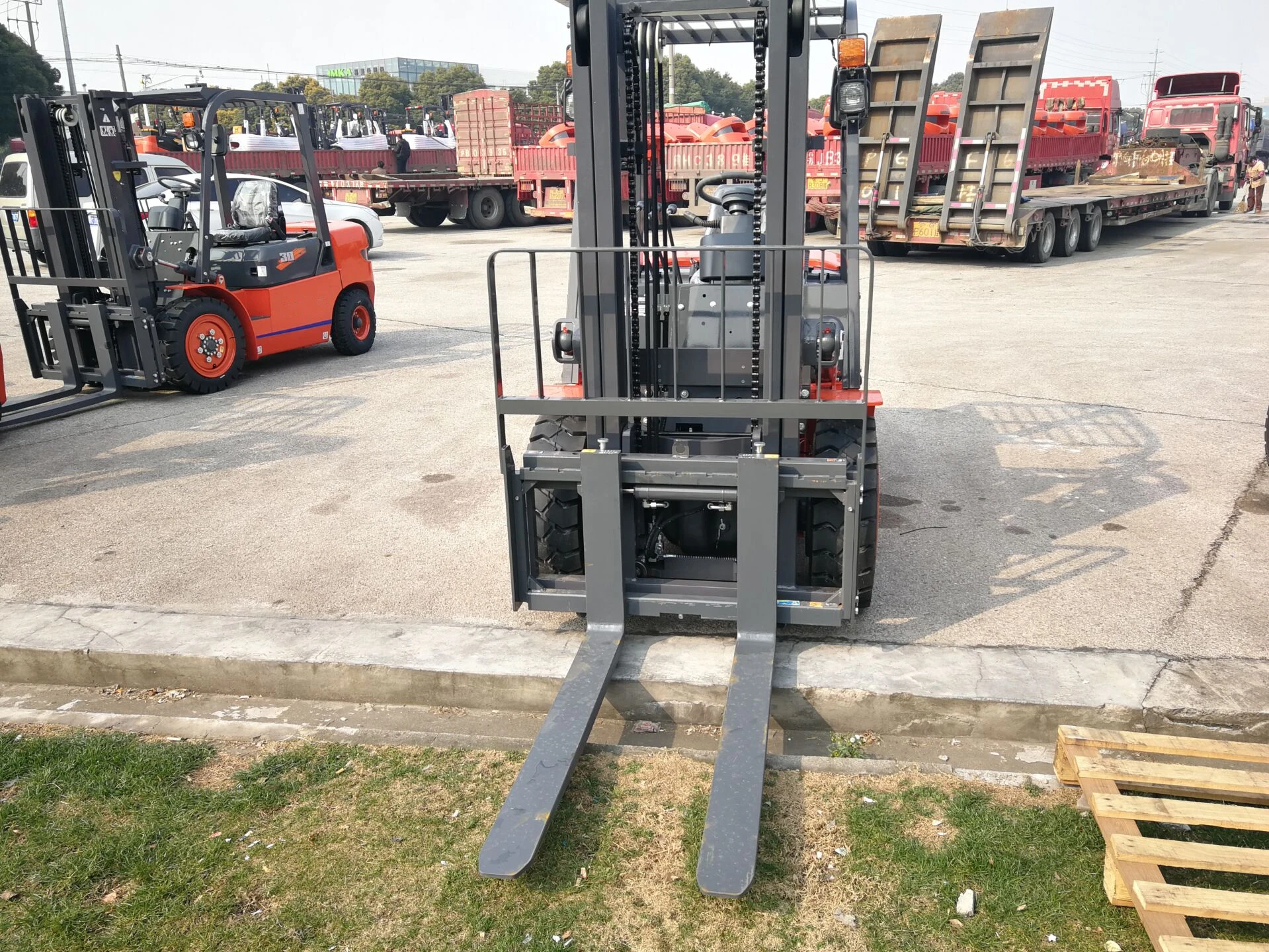 LONKING LG30 Multifunction Diesel Forklift with Free Lift Load 3 Ton for Sale