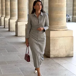 Fashionable and elegant shirt skirt with a collar and British style long sleeved dress