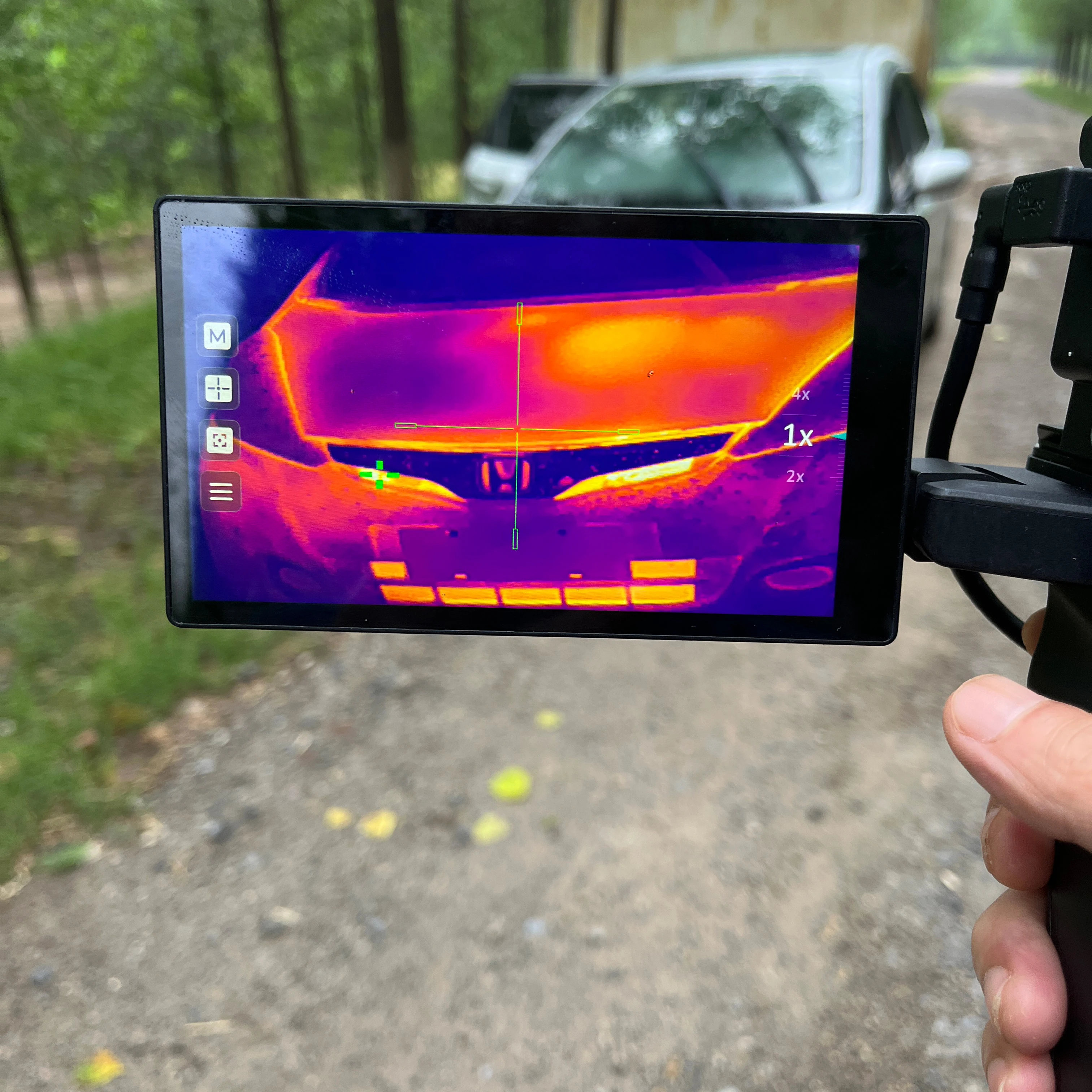 HIKMICRO Explorer E20 Plus - Advanced Thermal Imaging