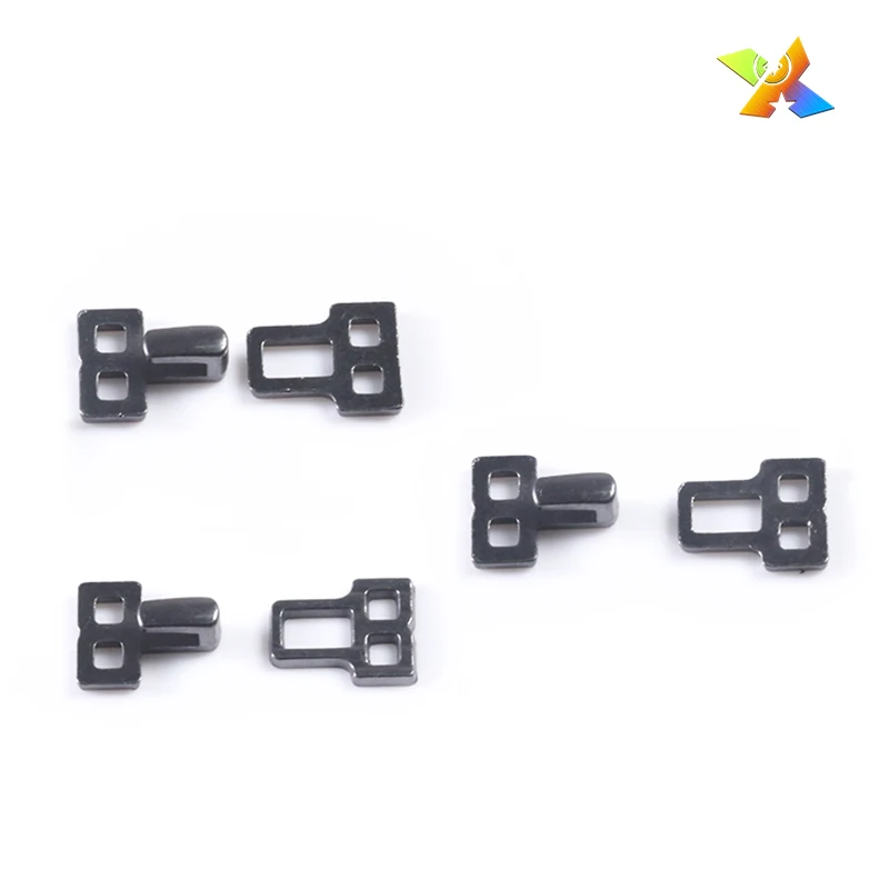 Регулируемый металлический крючок для