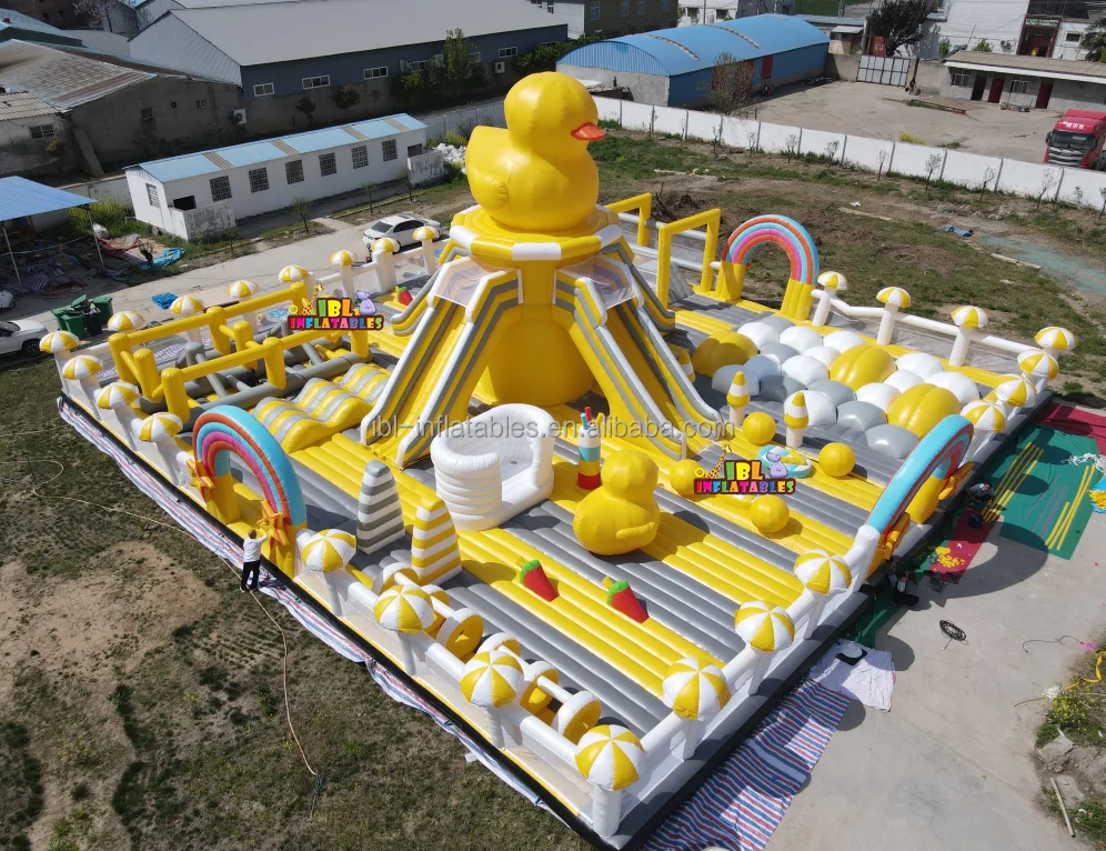 Inflatable Amphitheater 0.55mm PVC Mobile Inflatable Amusement Park - Fun & Safety