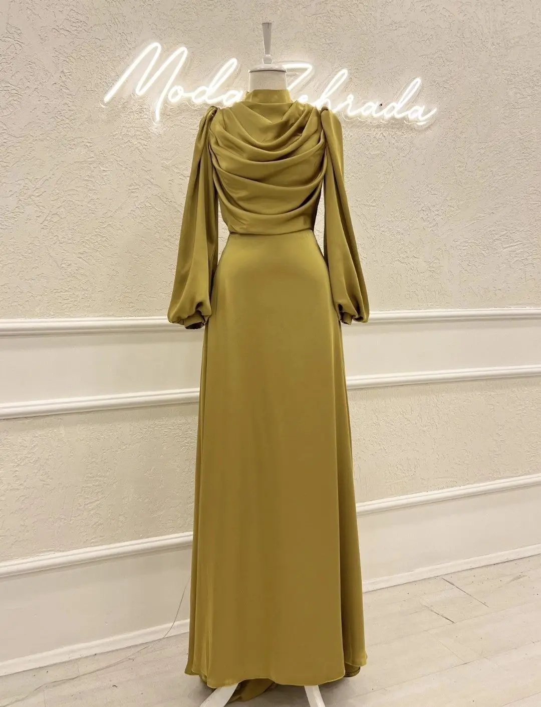 New Latest Designs Traditional Muslim Clothing Robes Modest Dress ...