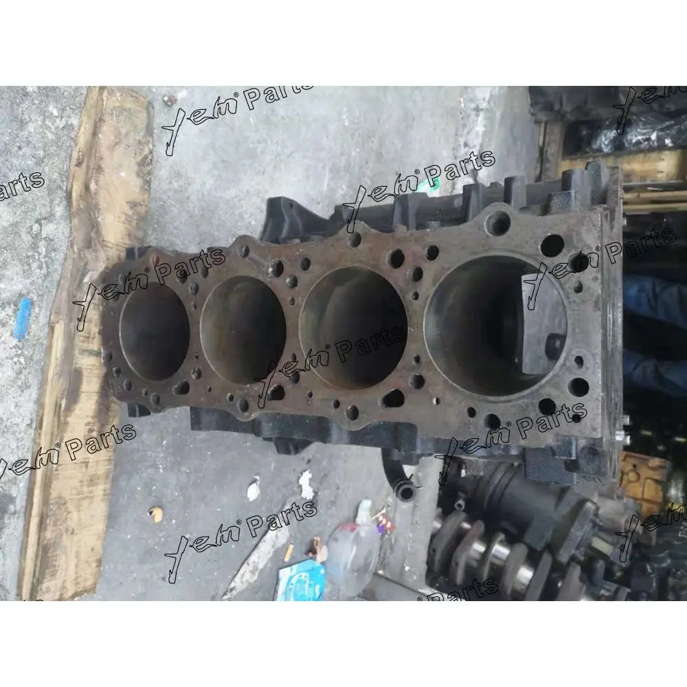 4M40 Cylinder Block for Mitsubishi Engine. 3