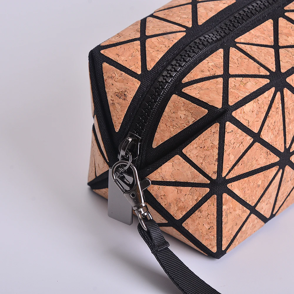 Top Classic diamond pattern travel cosmetic bag