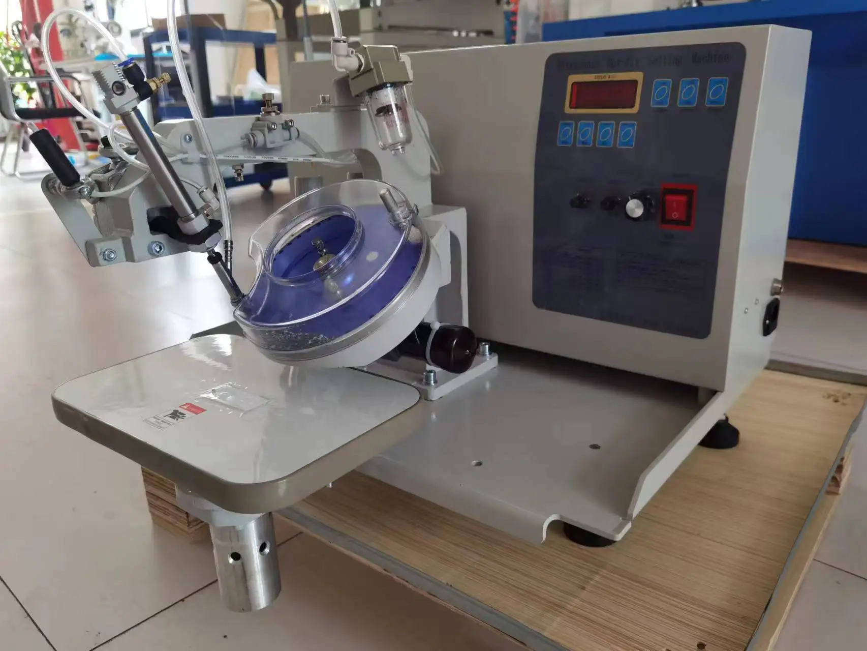Hot Selling Automatic Rhinestone Fixing Machine Rhinestone Machine