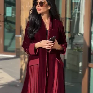 Suadi Dubai Oem  Modest Fashion Muslim Abaya Custom Made Elegant Stylish Open Front Pleated Velvet Abaya for Women