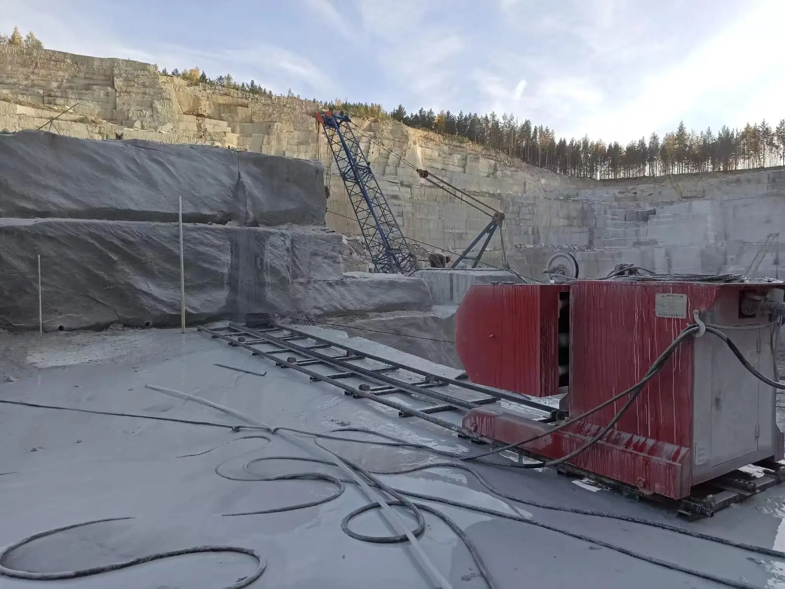 Stone Rope Cutting Specialized Production Granit Mine Quarry Tools 37KW Diamond Wire Saw ...
