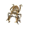 Figura de escarabajo colorida, pesa aproximadamente 30 g.