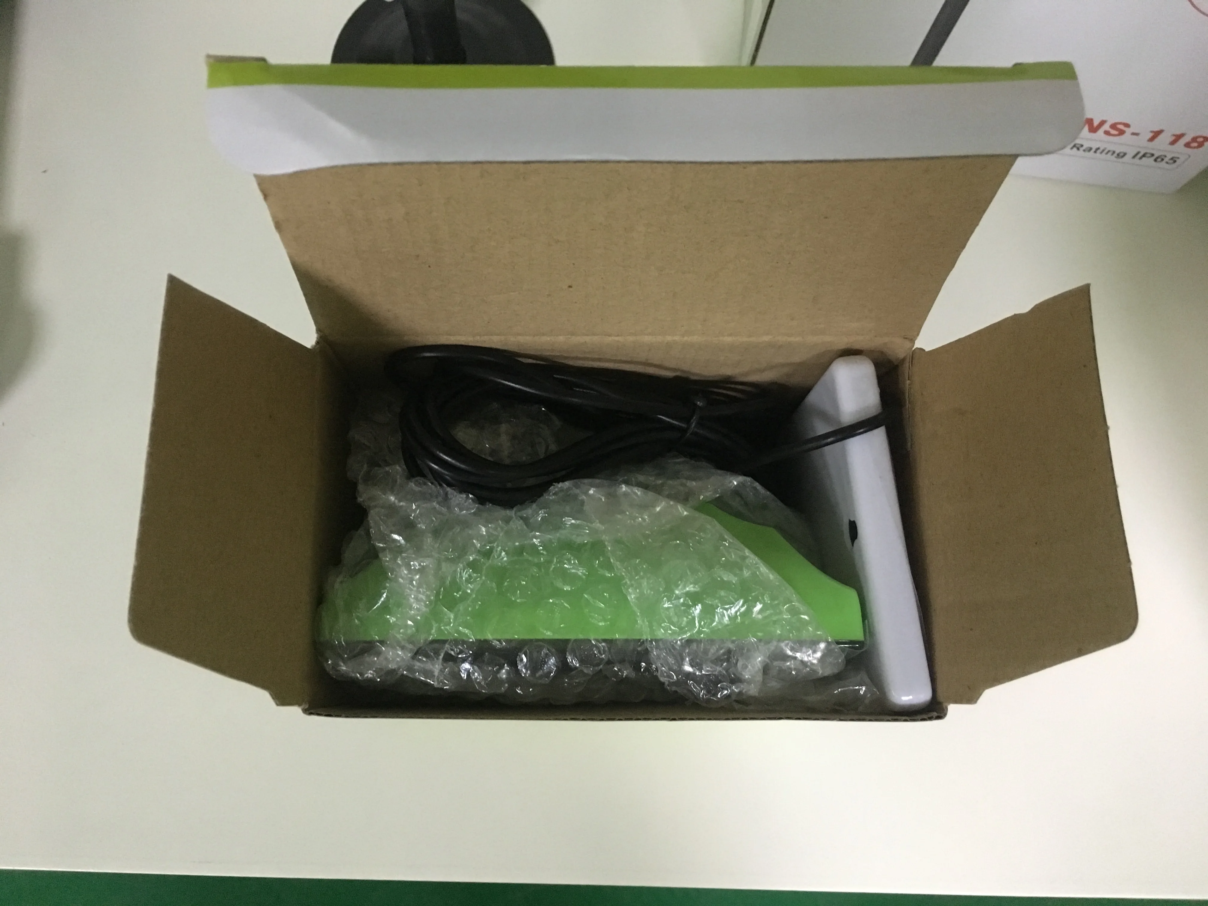 
В наличии, портативная солнечная перезаряжаемая Светодиодная лампа с крючком 