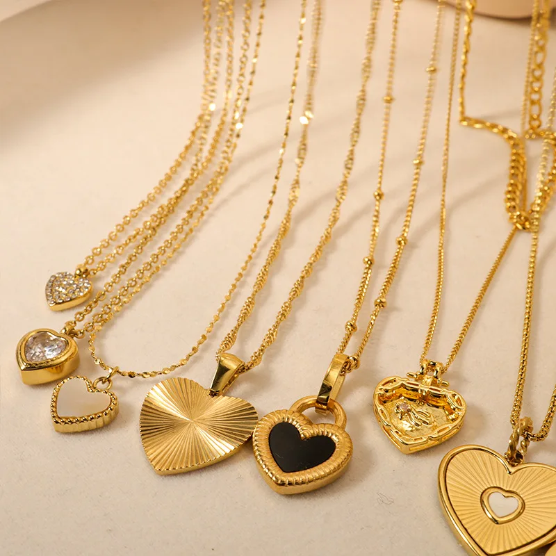 Gold Heart Pendant Necklace