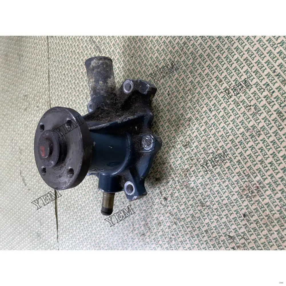 Water Pump Fit for Kubota D600 Engine Rebuild Aftermarket Parts