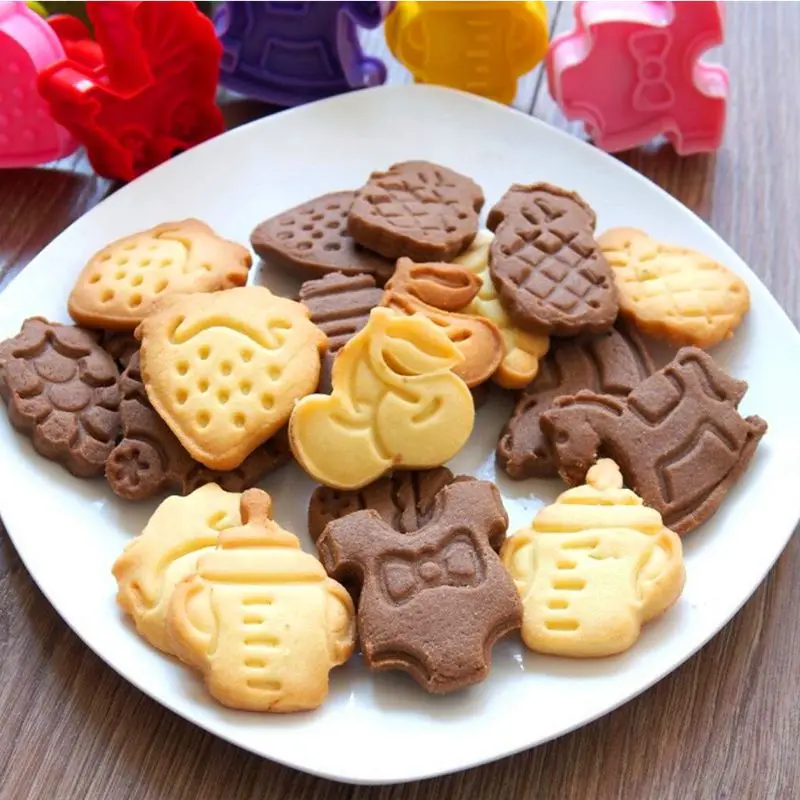 Baby  Theme Cookie Cutter Set of Baby Bottles Baby Clothes Strollers Trojans Biscuit Pastry Mould Fondant Mold Cake Decorating