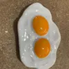 Oeuf double jaune avec aimant
