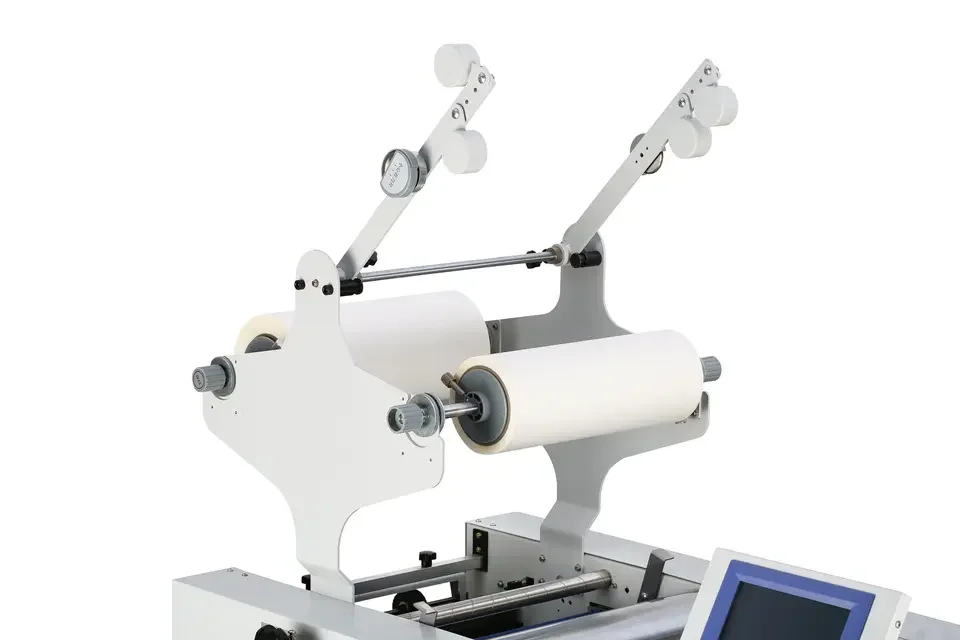 FM450S Sheet To Sheet Automatic Paper Feeding Auto Sleeking Cutting Paper Laminating Lamination Machine