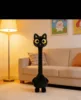 Gato de ojos grandes de 12,40 cm.