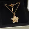 Yellow gold (White Diamond)