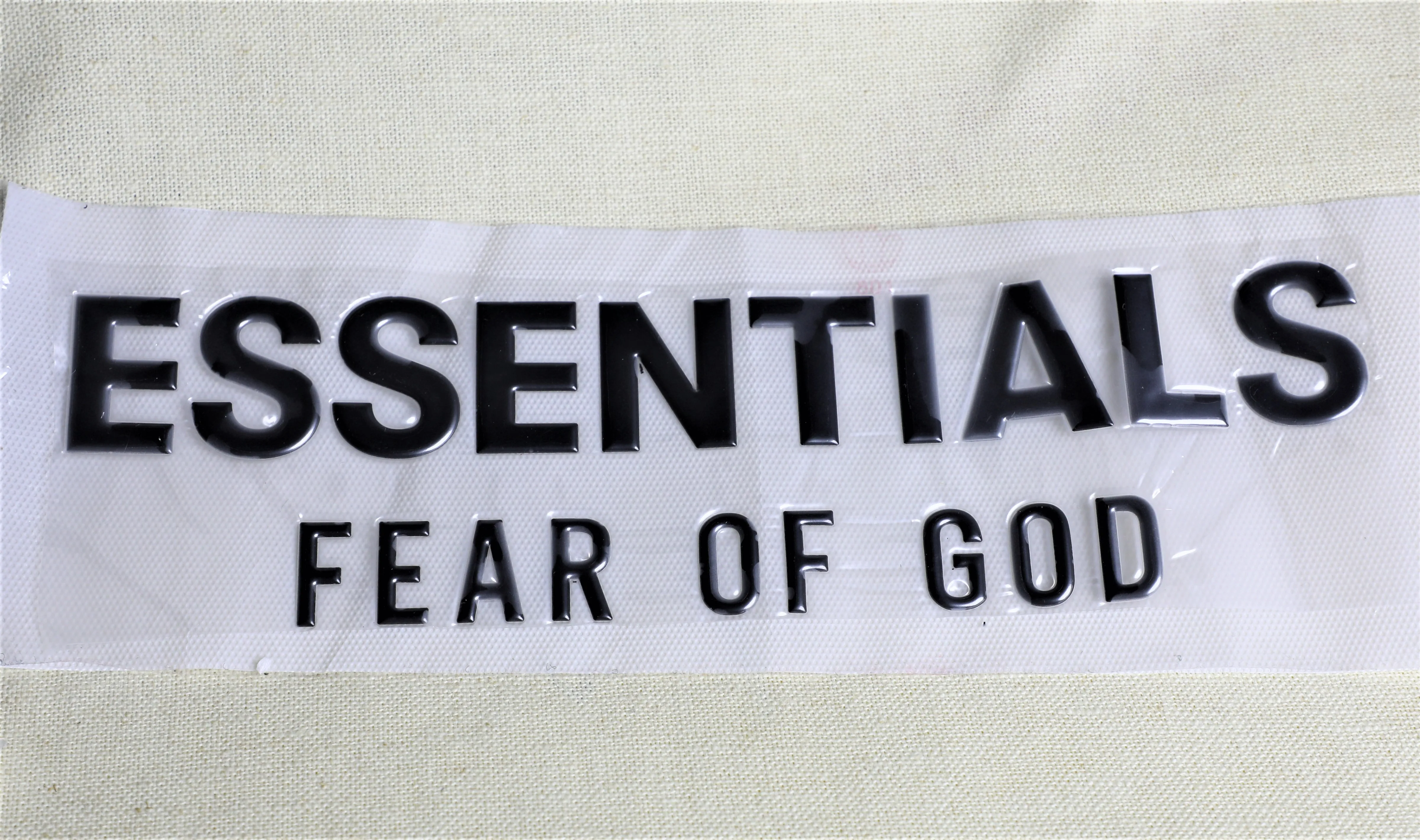 Customized Silicone Heat Transfer Labels 0.3-1mm Thickness Plate 2D Garment Main Labels Used for Clothing Bags and Head Ware